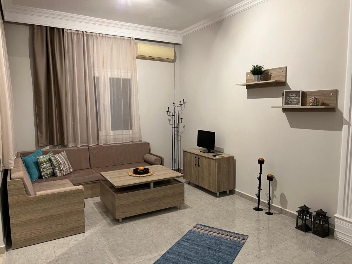 Nicolas Apartment